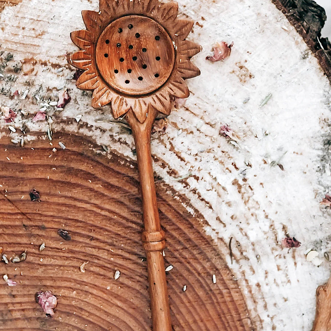 Sunflower slotted spoon
